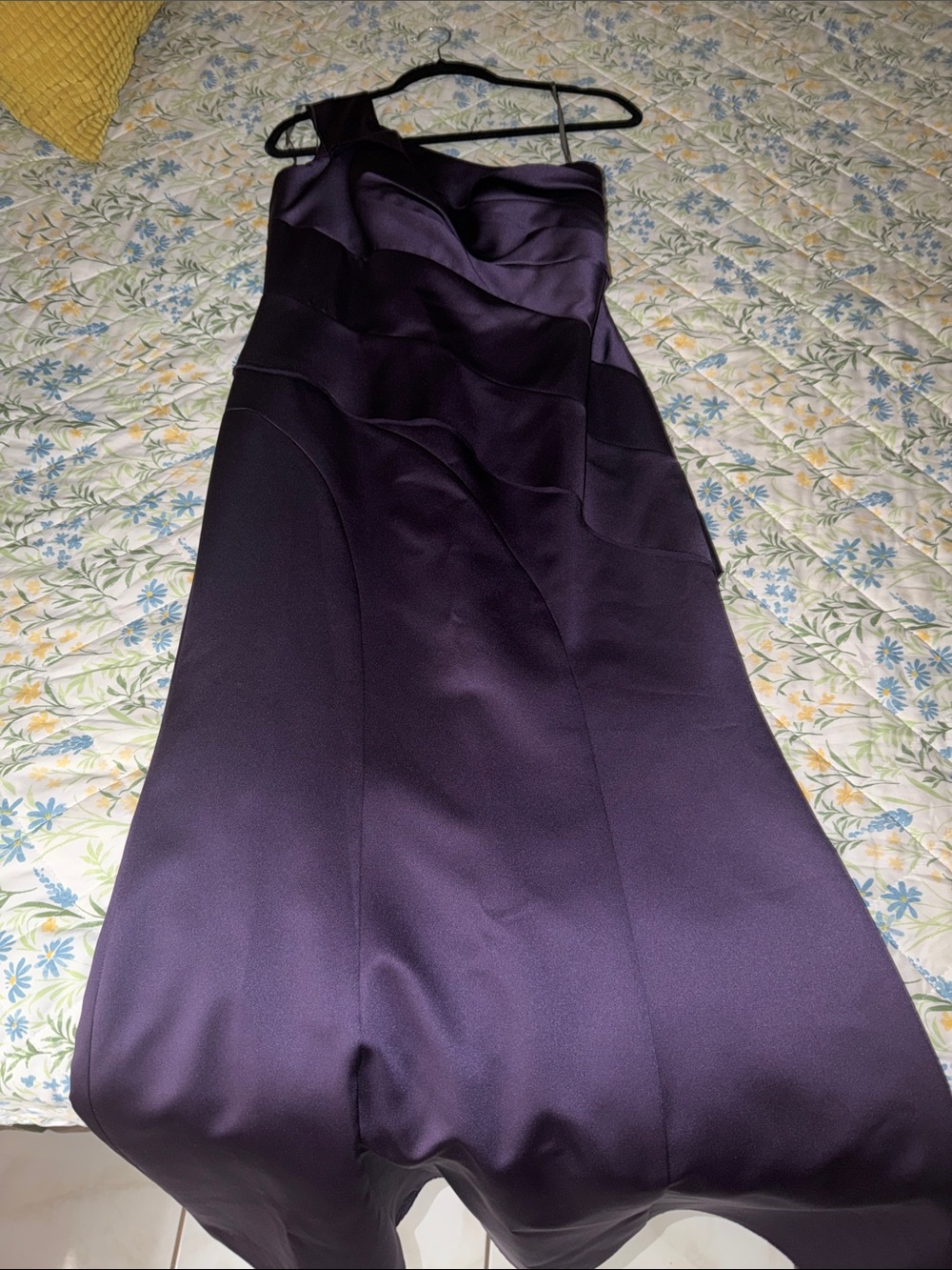 Vera Wang One-Shoulder Dark Purple Satin Evening Gown
